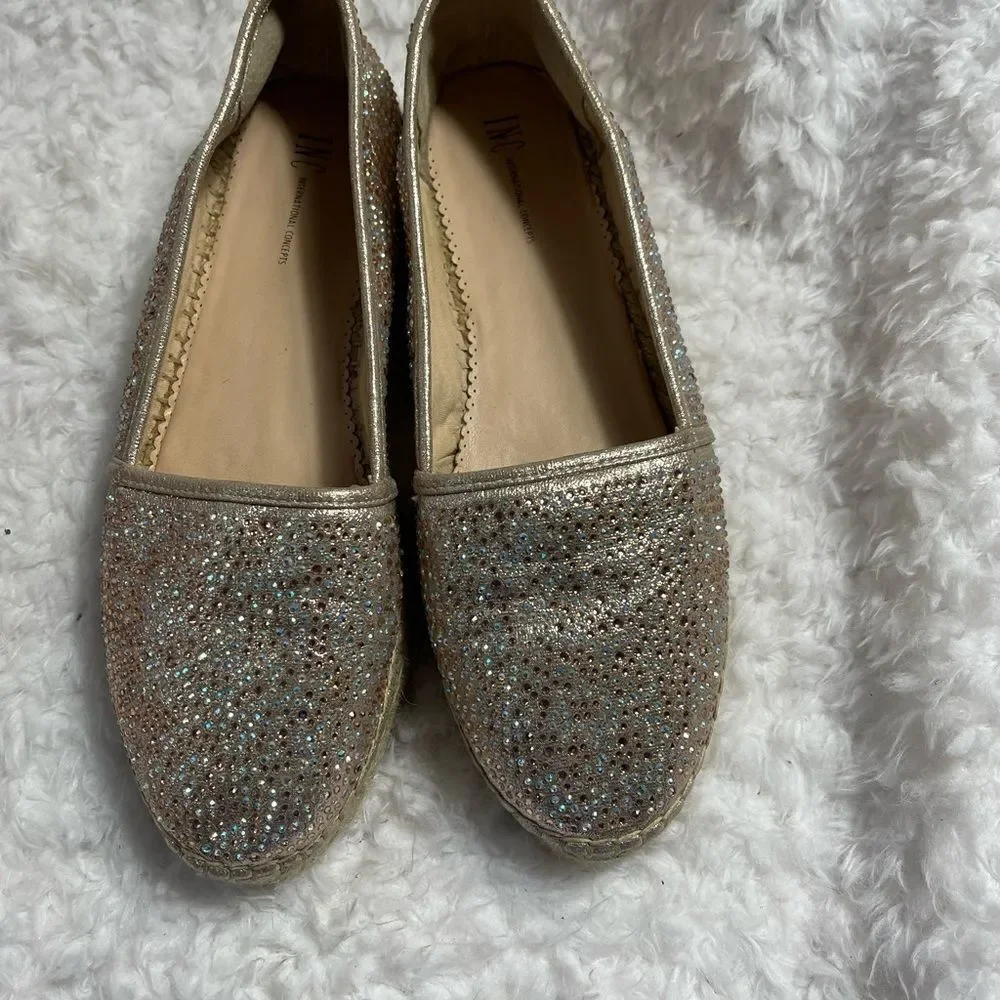 INC International concept gold glitter Espadrilles round toe slip on size 9.5